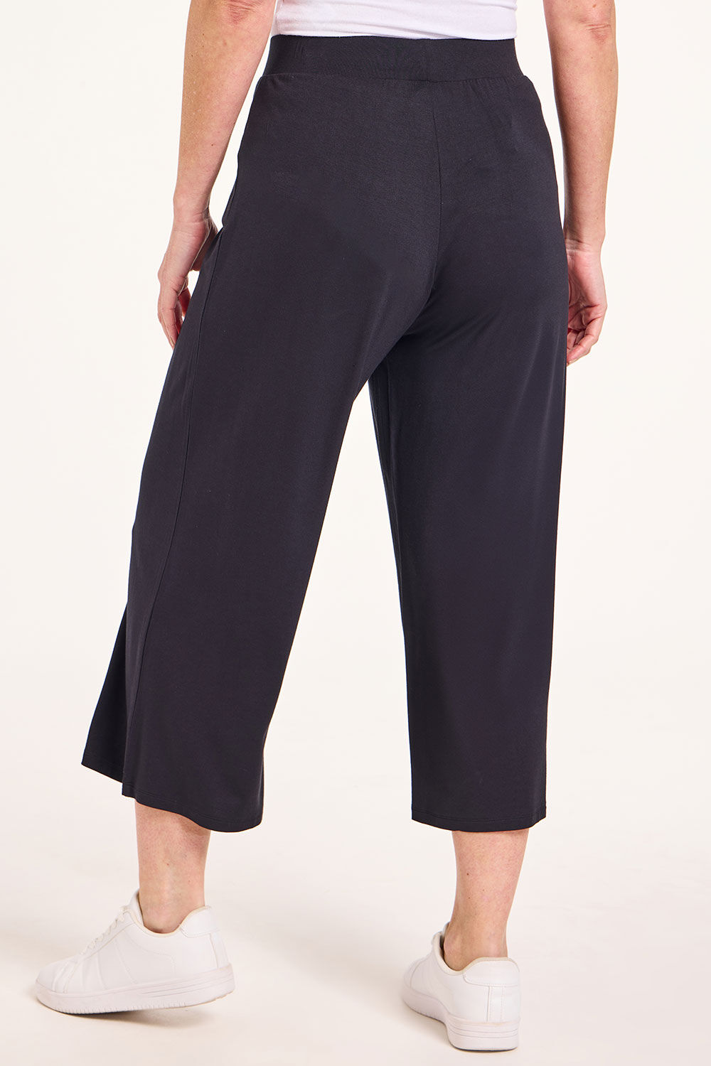 Cuddl Duds Modern Jersey Knit Cropped Pants - QVC.com