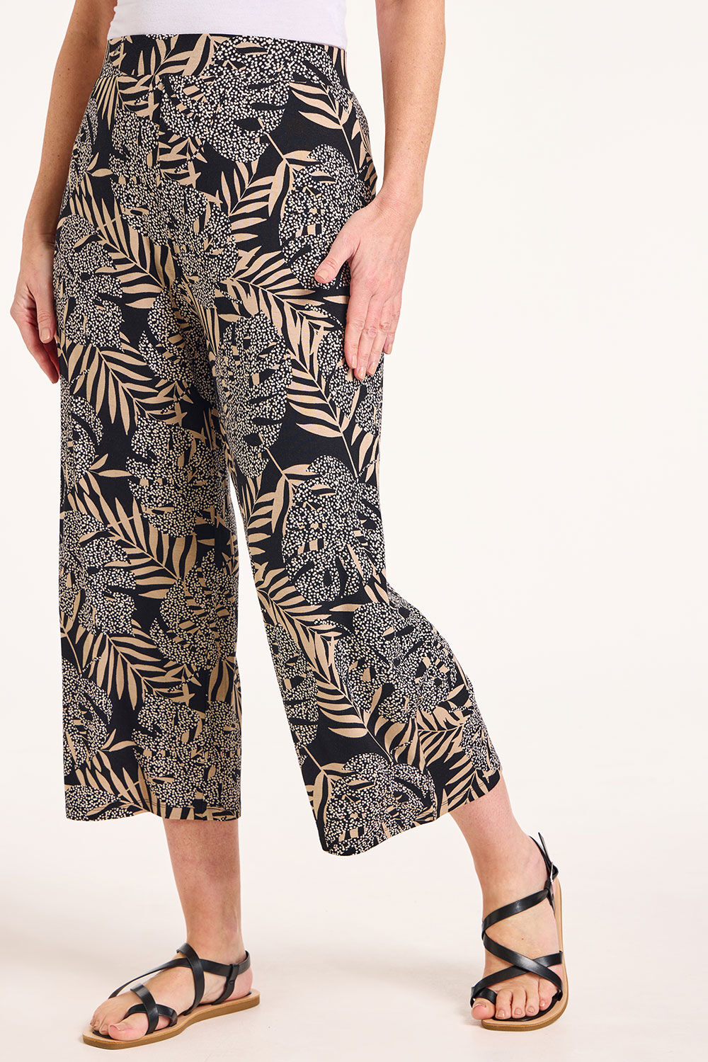 Cropped Dart Pant – READY TRADING