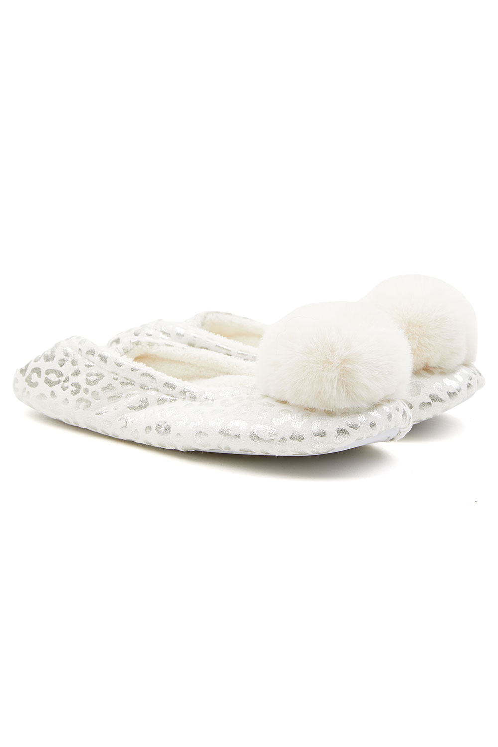 Pom pom hot sale ballerina slippers