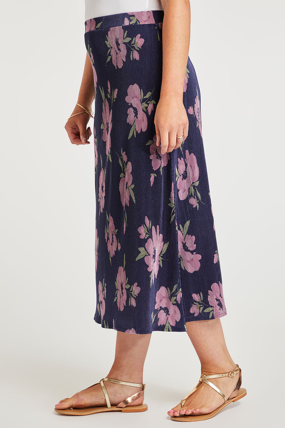 Navy Floral Print Pleated Straight Skirt Bonmarché 2695