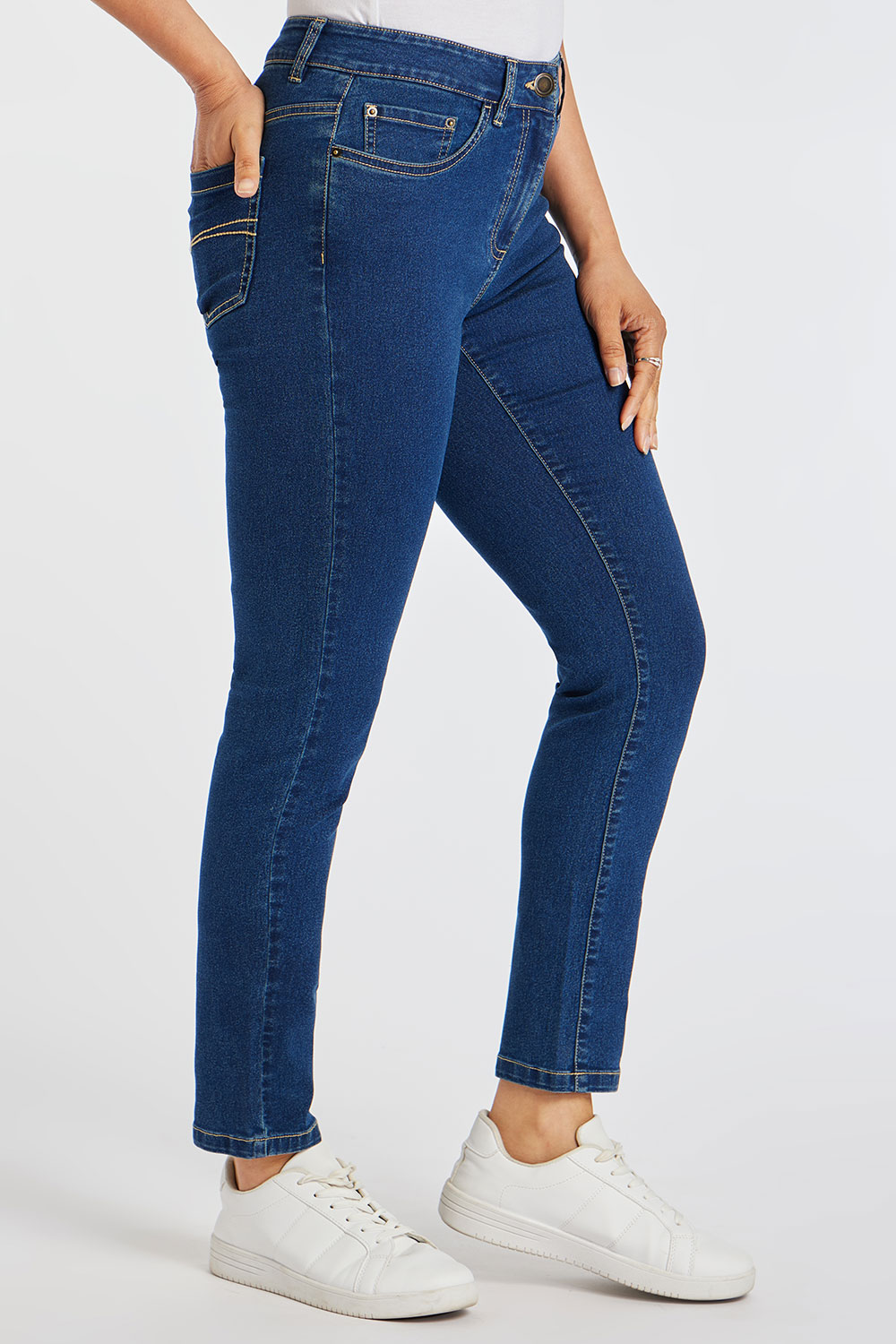 The SUSIE Slim Leg Jeans | Bonmarché